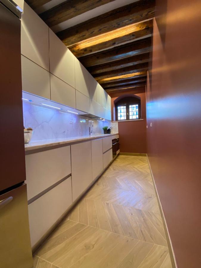 Dimora Contarini Charm Apartment On Grand Canal Veneza Exterior foto